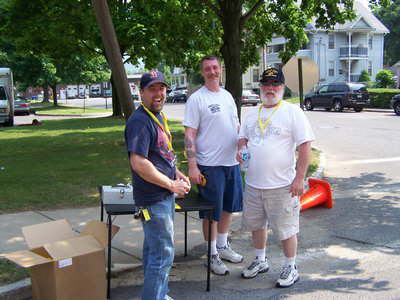 Hard Working Bristol Auto Club Members!